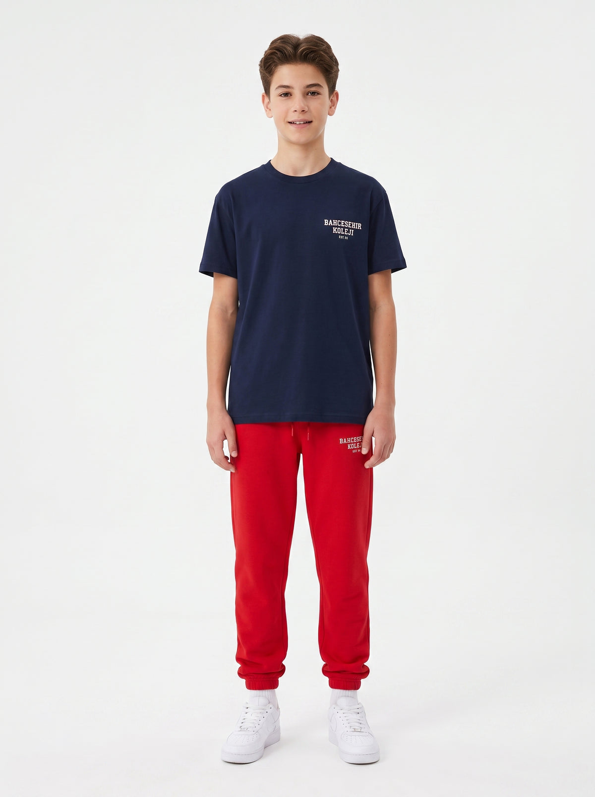 Bahçeşehir Koleji 26-27 Yeni Sezon Özel Tasarım T-Shirt + Özel Tasarım Kırmızı Eşofman
